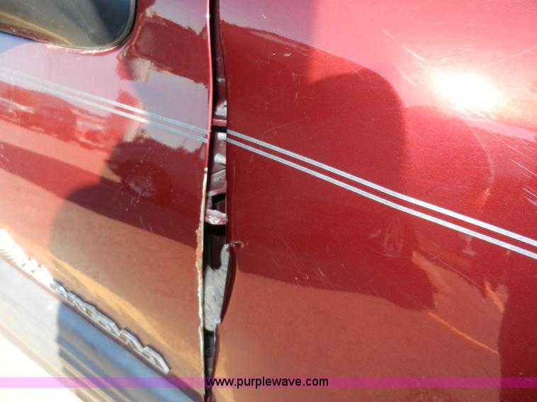 image for item H3075 2001 Pontiac Montana van