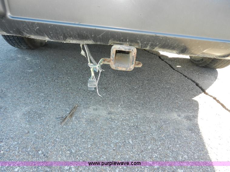 image for item H3075 2001 Pontiac Montana van