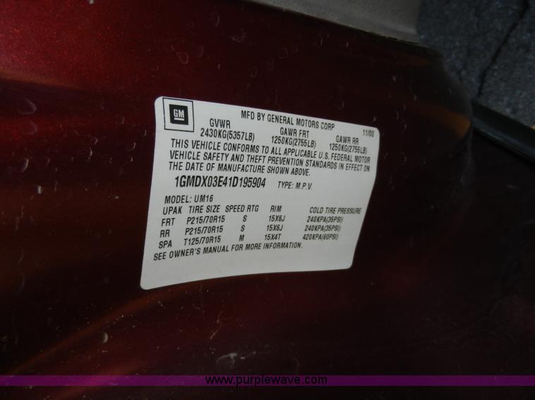 image for item H3075 2001 Pontiac Montana van