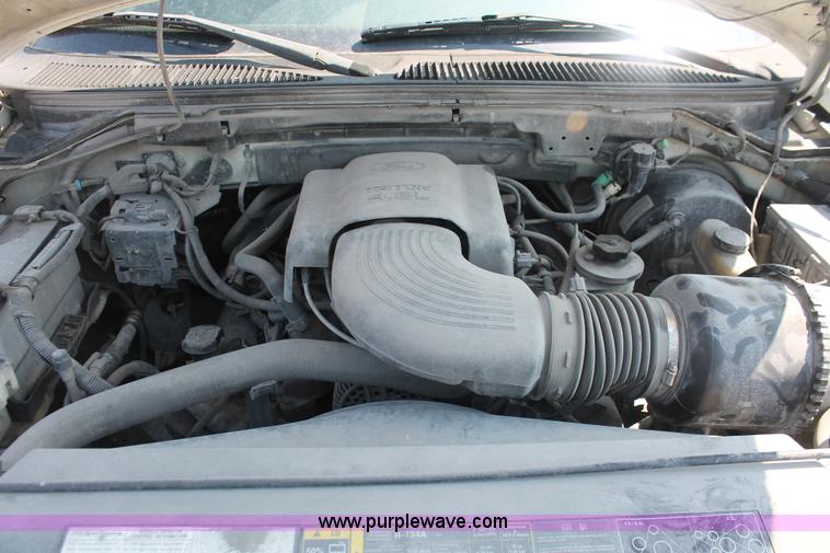 image for item H3512 2004 Ford F150 Heritage XLT SuperCab pickup truck