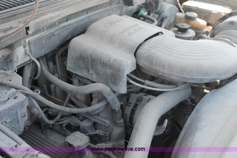 image for item H3512 2004 Ford F150 Heritage XLT SuperCab pickup truck