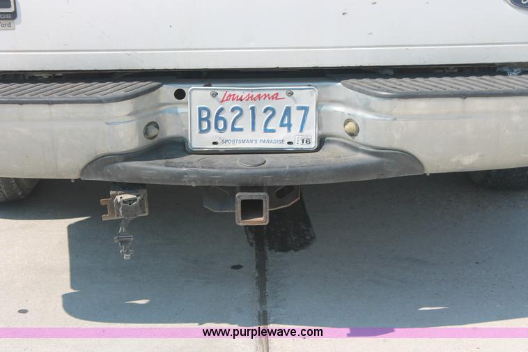 image for item H3512 2004 Ford F150 Heritage XLT SuperCab pickup truck