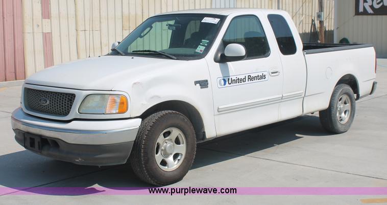 image for item H3513 2003 Ford F150 XLT SuperCab pickup truck