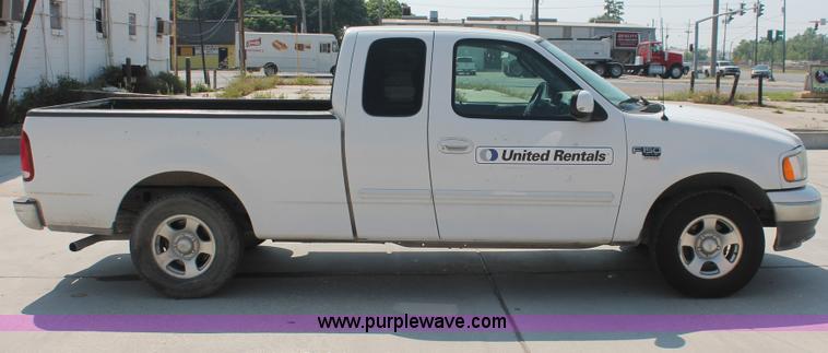 image for item H3513 2003 Ford F150 XLT SuperCab pickup truck