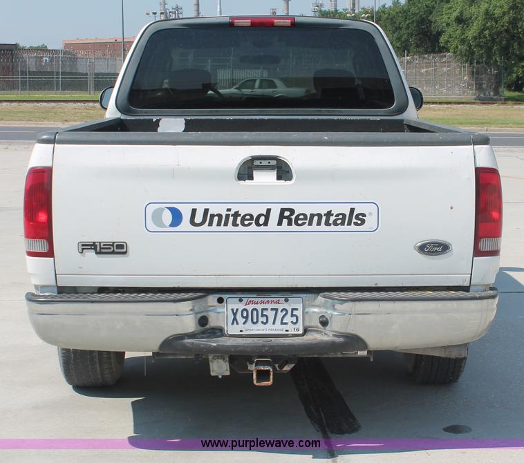 image for item H3513 2003 Ford F150 XLT SuperCab pickup truck