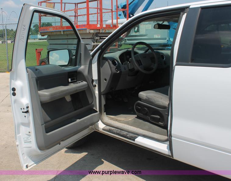 image for item H3514 2007 Ford F150 XLT SuperCab pickup truck
