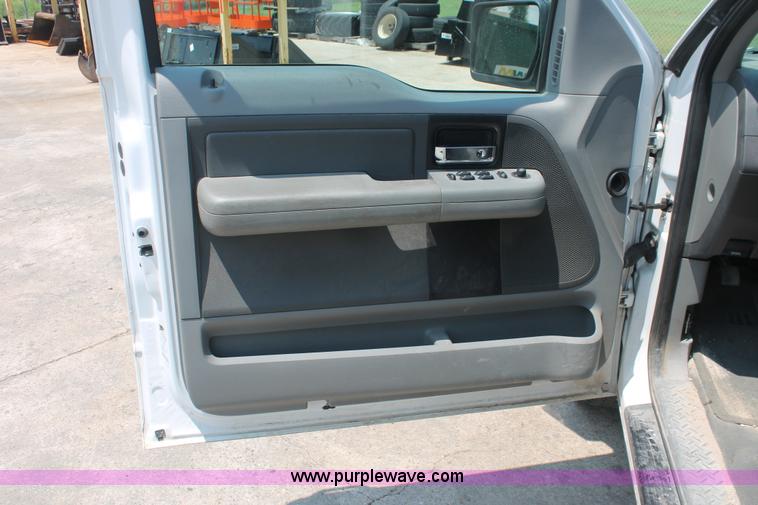 image for item H3514 2007 Ford F150 XLT SuperCab pickup truck