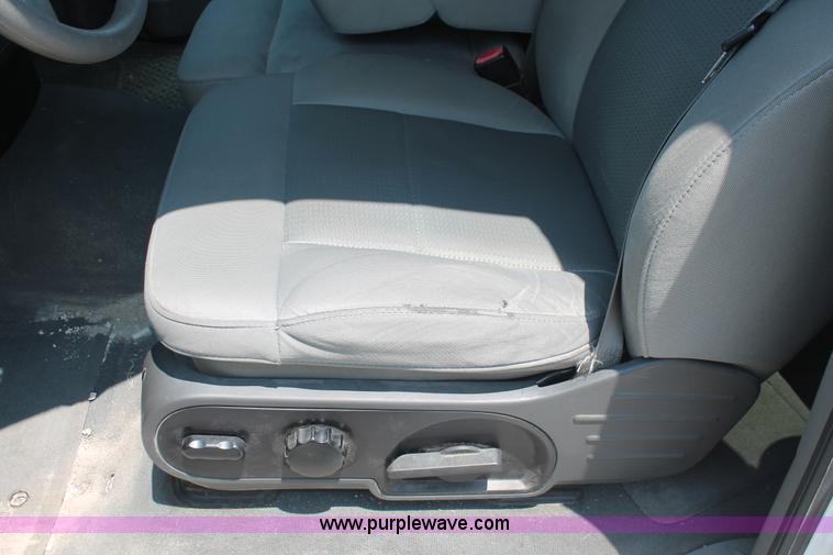 image for item H3514 2007 Ford F150 XLT SuperCab pickup truck