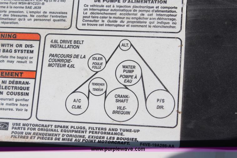 image for item H6556 1994 Lincoln Town Car Executive limousine