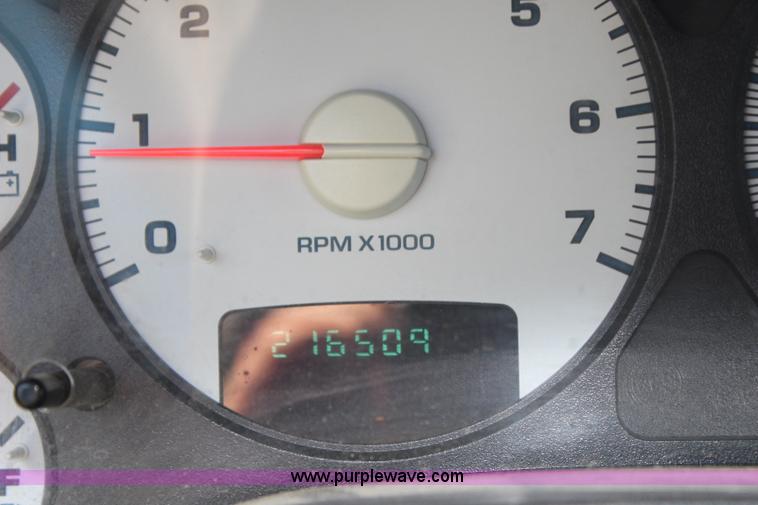 image for item H6730 2005 Dodge Ram 1500 SLT pickup truck