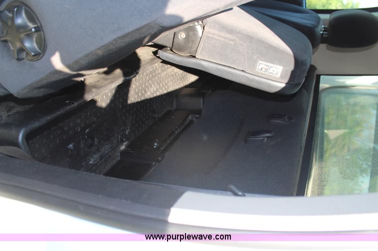 image for item H6730 2005 Dodge Ram 1500 SLT pickup truck