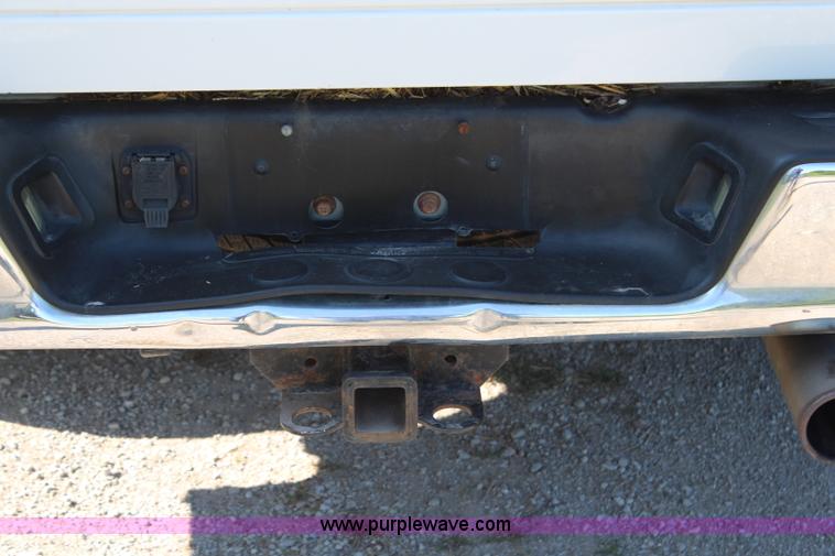image for item H6730 2005 Dodge Ram 1500 SLT pickup truck