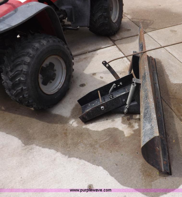 image for item H7029 1986 Kawasaki Bayou 300 ATV