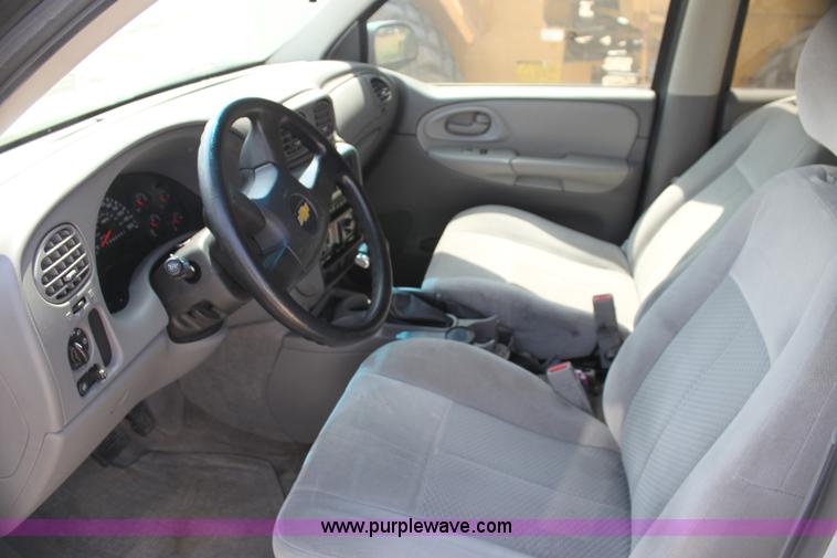 image for item H7430 2008 Chevrolet Trail Blazer LS SUV