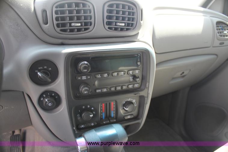 image for item H7430 2008 Chevrolet Trail Blazer LS SUV