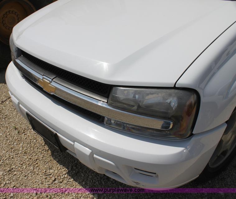 image for item H7430 2008 Chevrolet Trail Blazer LS SUV