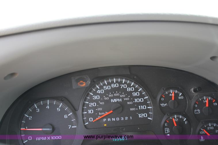 image for item H7430 2008 Chevrolet Trail Blazer LS SUV