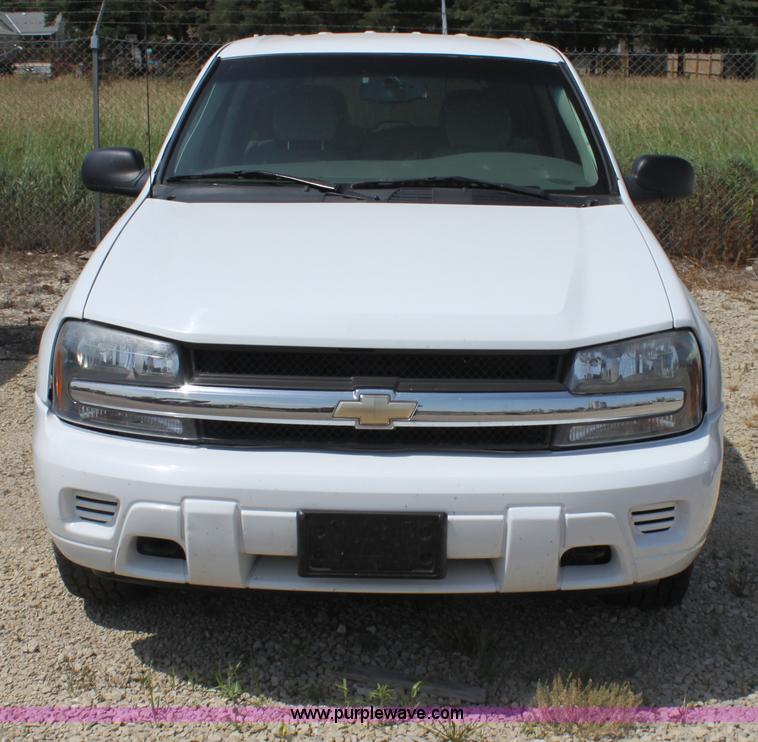 image for item H7431 2008 Chevrolet Trail Blazer LS SUV