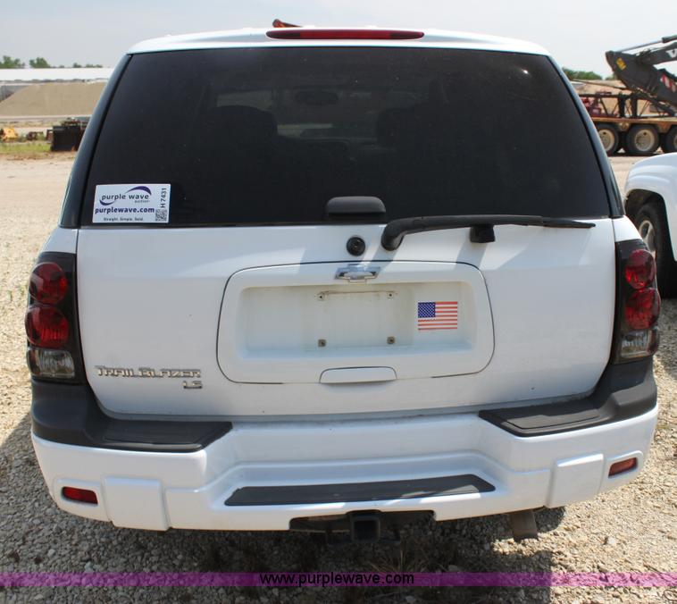 image for item H7431 2008 Chevrolet Trail Blazer LS SUV