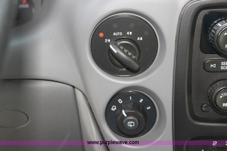 image for item H7431 2008 Chevrolet Trail Blazer LS SUV