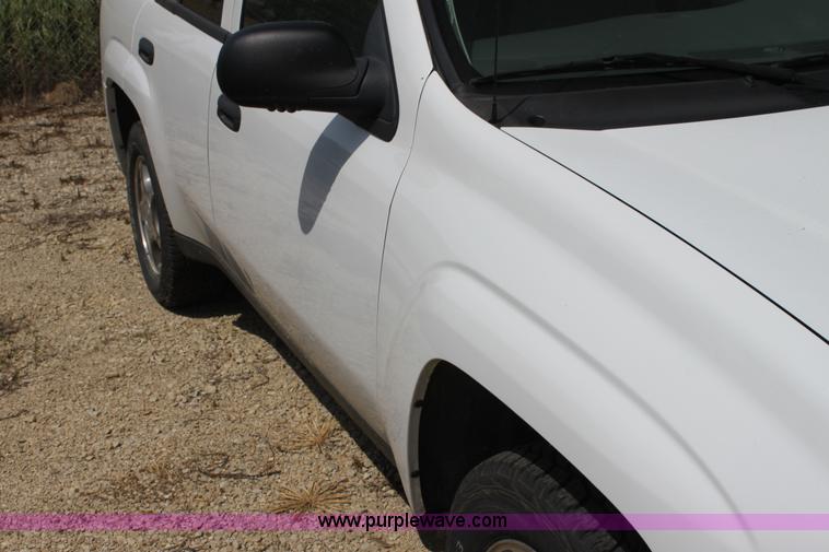 image for item H7431 2008 Chevrolet Trail Blazer LS SUV