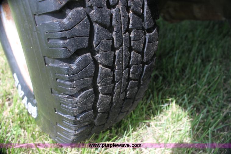 image for item H7439 1989 Ford Ranger XLT SuperCab pickup truck