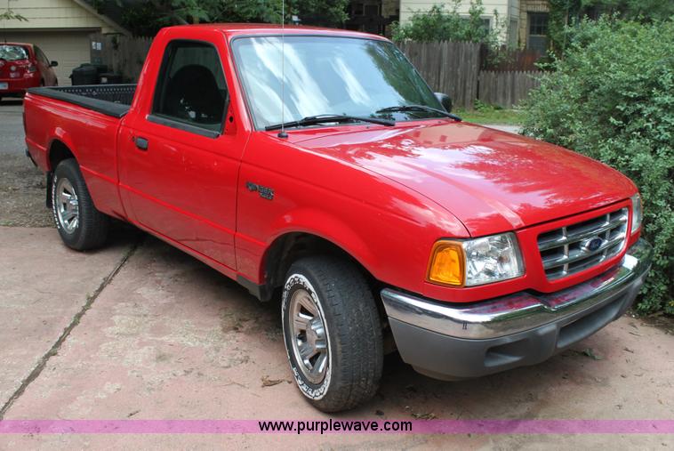 image for item H7448 2003 Ford Ranger pickup truck