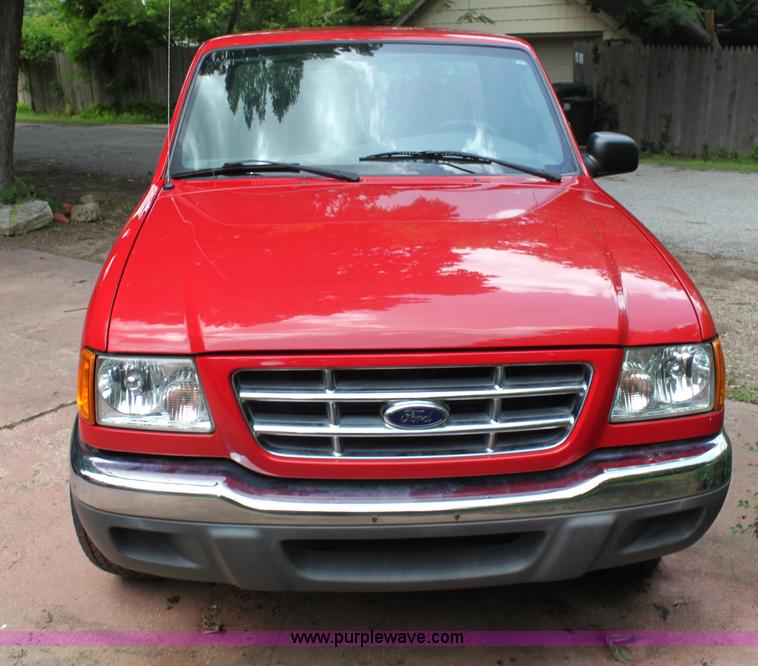 image for item H7448 2003 Ford Ranger pickup truck