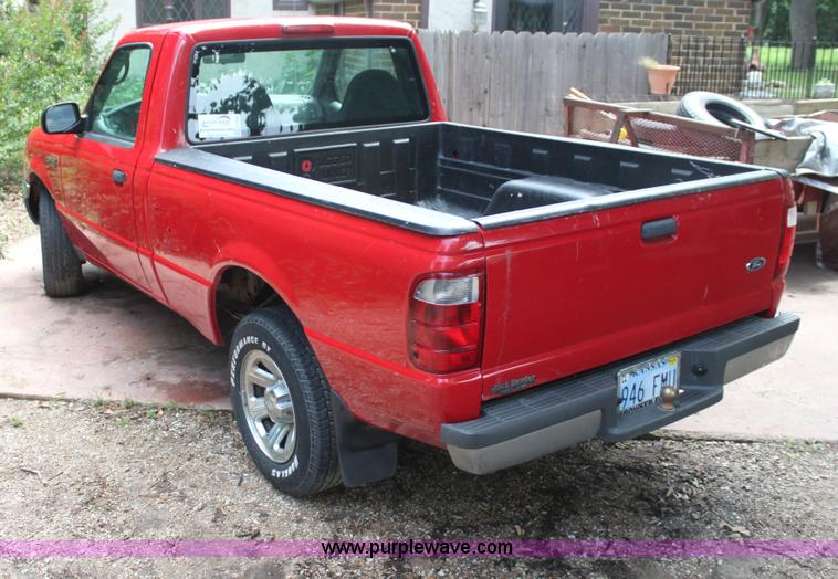 image for item H7448 2003 Ford Ranger pickup truck
