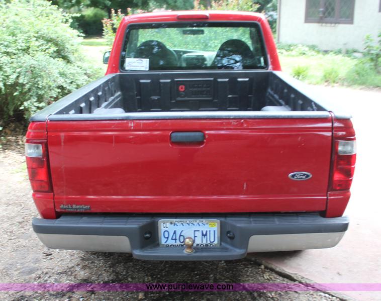 image for item H7448 2003 Ford Ranger pickup truck