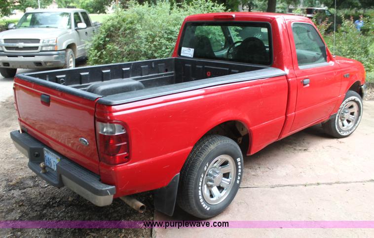 image for item H7448 2003 Ford Ranger pickup truck
