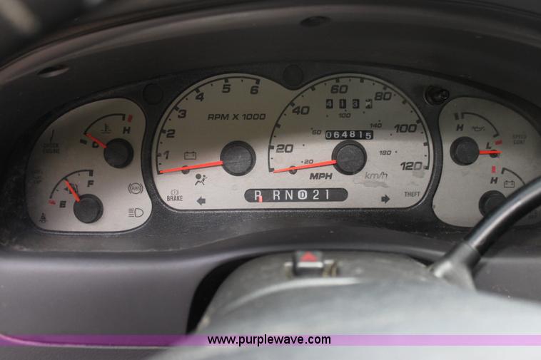 image for item H7448 2003 Ford Ranger pickup truck