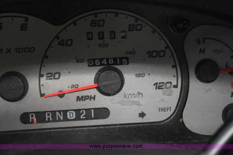 image for item H7448 2003 Ford Ranger pickup truck