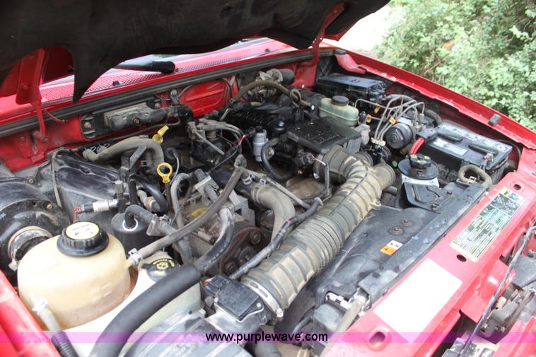image for item H7448 2003 Ford Ranger pickup truck