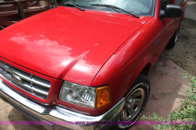 image for item H7448 2003 Ford Ranger pickup truck