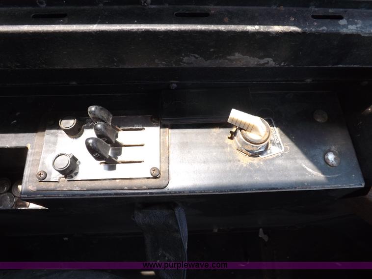 image for item I7721 1996 American Transportation bus