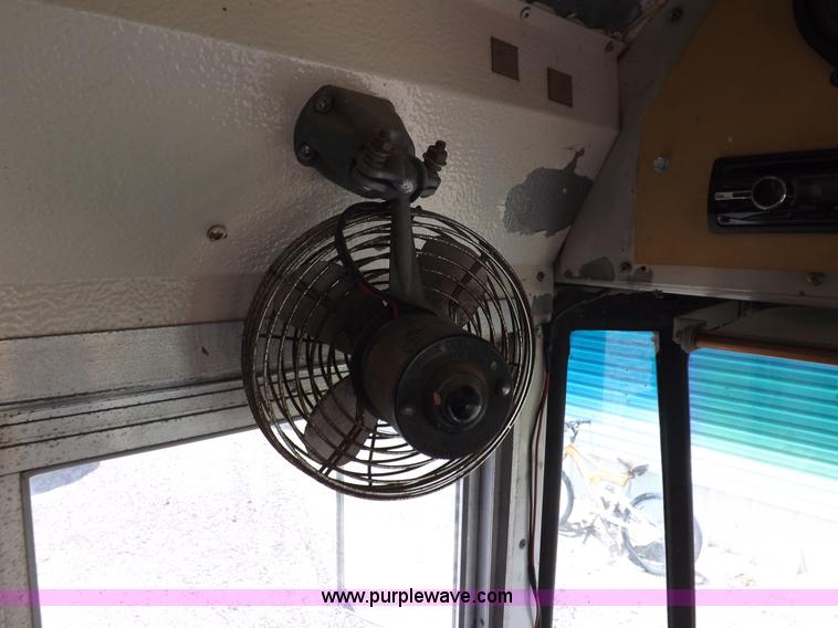 image for item I7721 1996 American Transportation bus