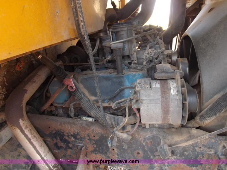 image for item I7721 1996 American Transportation bus