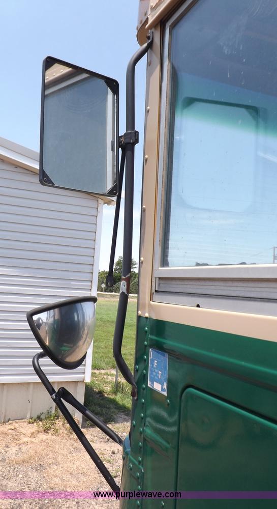 image for item I7721 1996 American Transportation bus