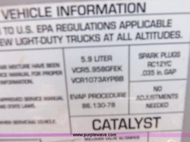 image for item I7722 1997 Dodge Ram Wagon B2500 van