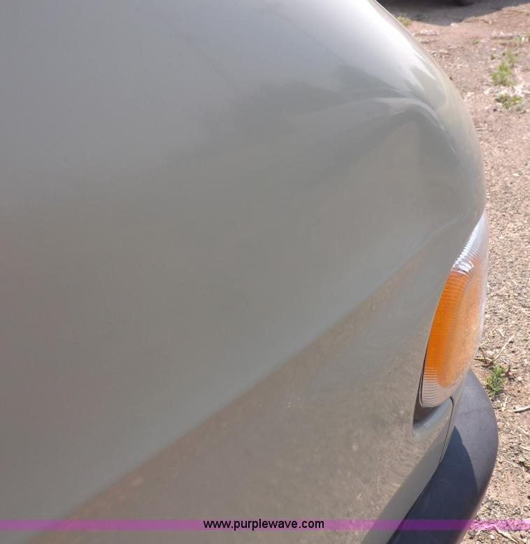 image for item I7722 1997 Dodge Ram Wagon B2500 van