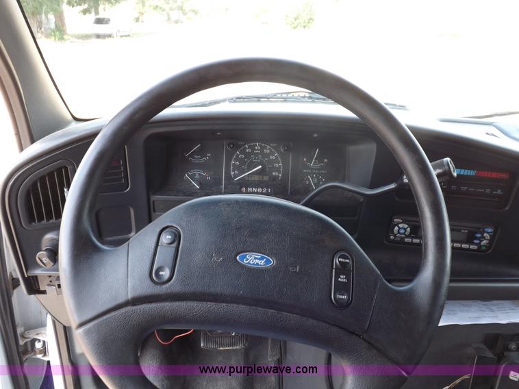 image for item I7723 1995 Ford Econoline E350 transit bus
