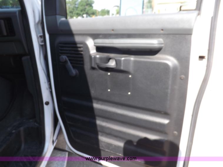 image for item I7723 1995 Ford Econoline E350 transit bus