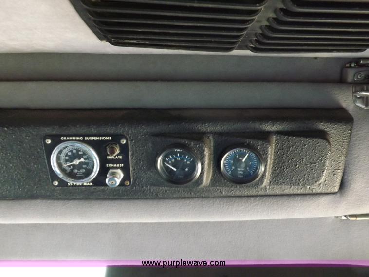 image for item I7723 1995 Ford Econoline E350 transit bus