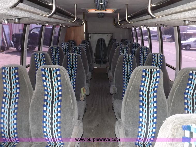 image for item I7723 1995 Ford Econoline E350 transit bus