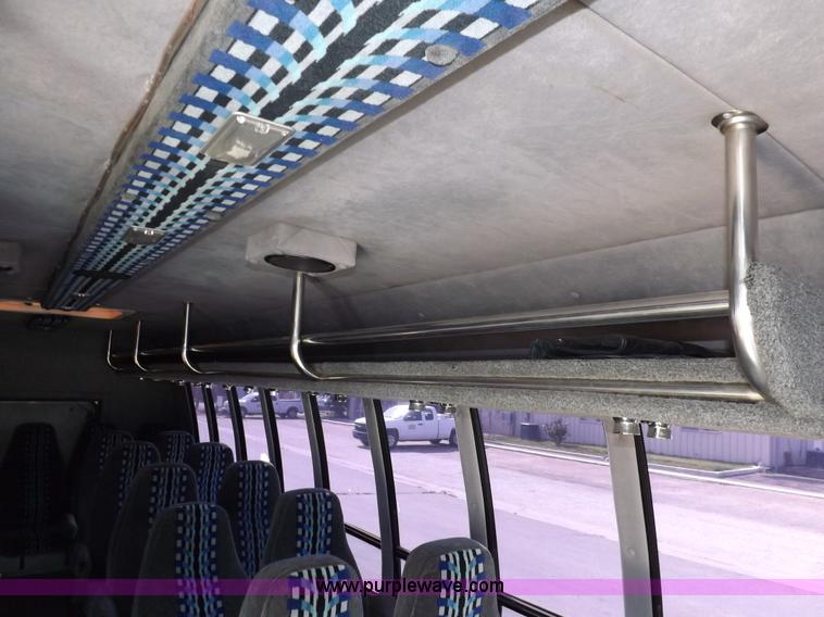 image for item I7723 1995 Ford Econoline E350 transit bus