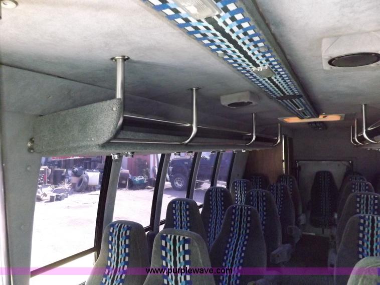 image for item I7723 1995 Ford Econoline E350 transit bus