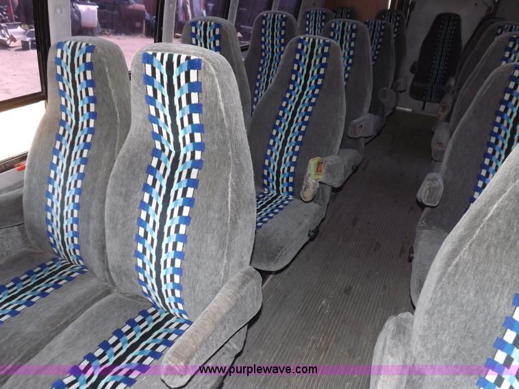 image for item I7723 1995 Ford Econoline E350 transit bus