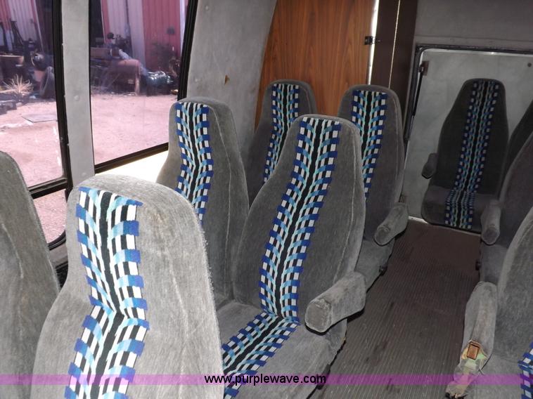 image for item I7723 1995 Ford Econoline E350 transit bus