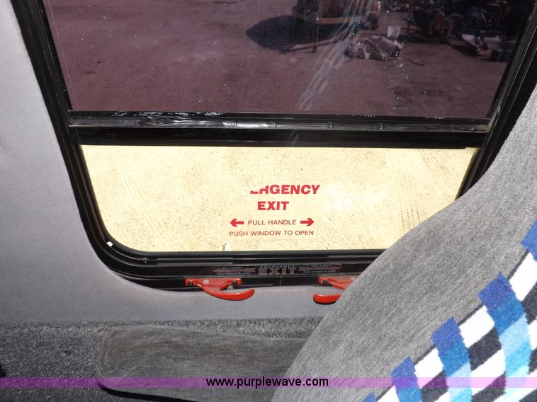 image for item I7723 1995 Ford Econoline E350 transit bus